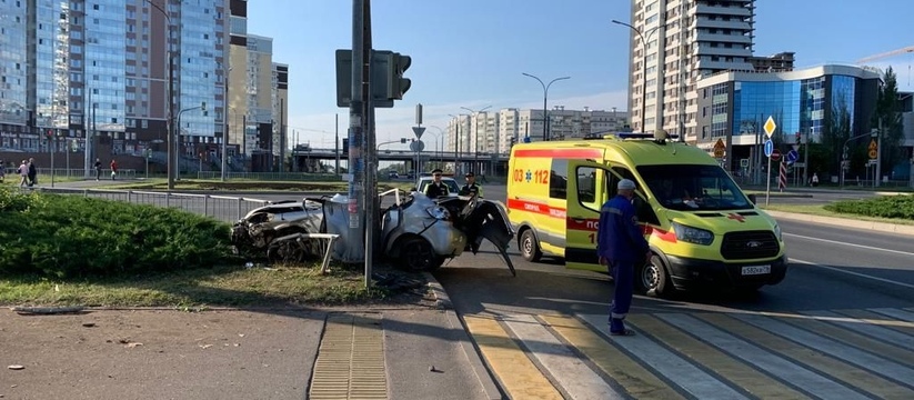 Сегодня в половине пятого утра в Набережных Челнах на проспекте Вахитова произошло смертельное дорожно-транспортное происшествие
