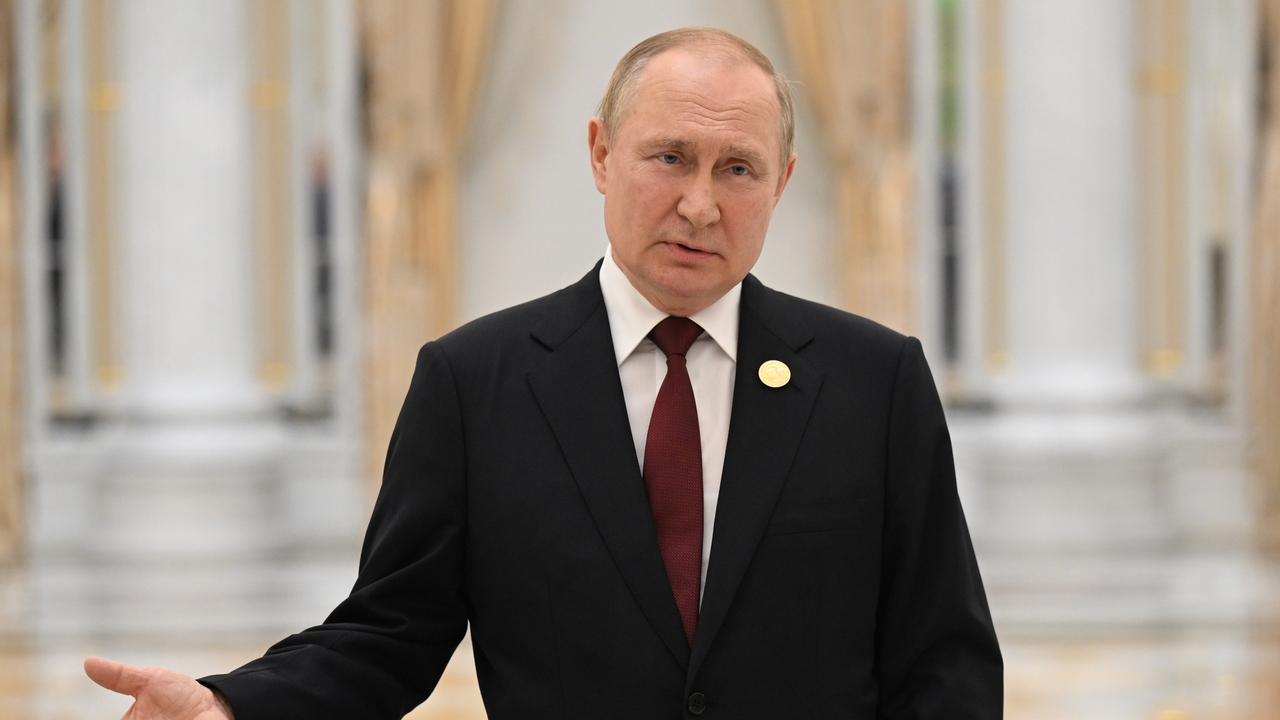 Путин объявил незаметную мобилизацию: все теперь понимают, в какое время живем Новая налоговая система, скрытая мобилизация и ...
