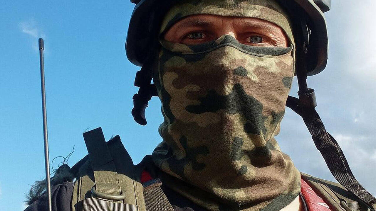 «Хватит сидеть на диване»: Гроза рассказал о том, почему пошел на СВО из Татарстана Боец с позывным Гроза рассказал, почему поехал...