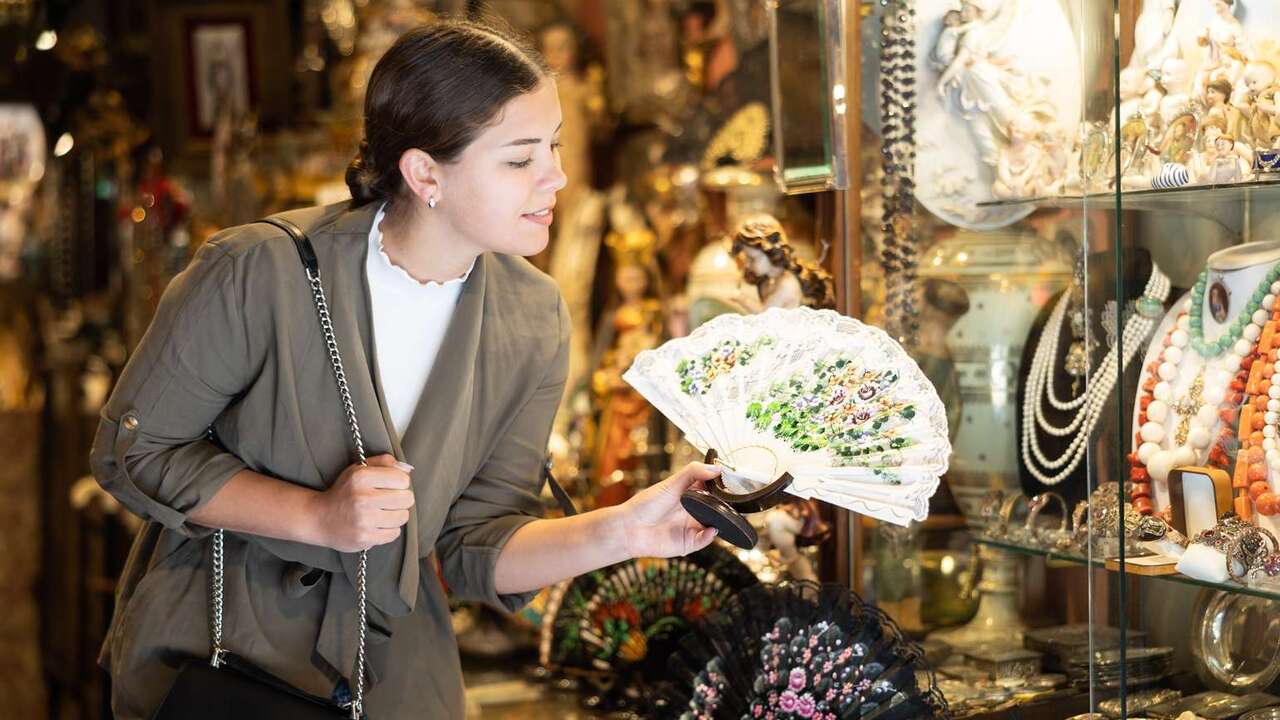 Мужчины заинтересовались антиквариатом – big data T2 T2, российский оператор мобильной связи, изучил...