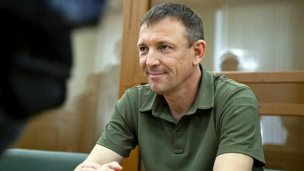 Неожиданный поворот в деле генерала Попова: в деле не нашлось потерпевшей стороны В рамках громкого дела о хищении металлоконстру...