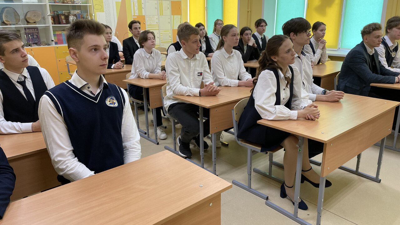 Родители в шоке, а дети протестуют: летние каникулы хотят сократить вдвое В 2025 году рассматривается идея уменьшить прод...
