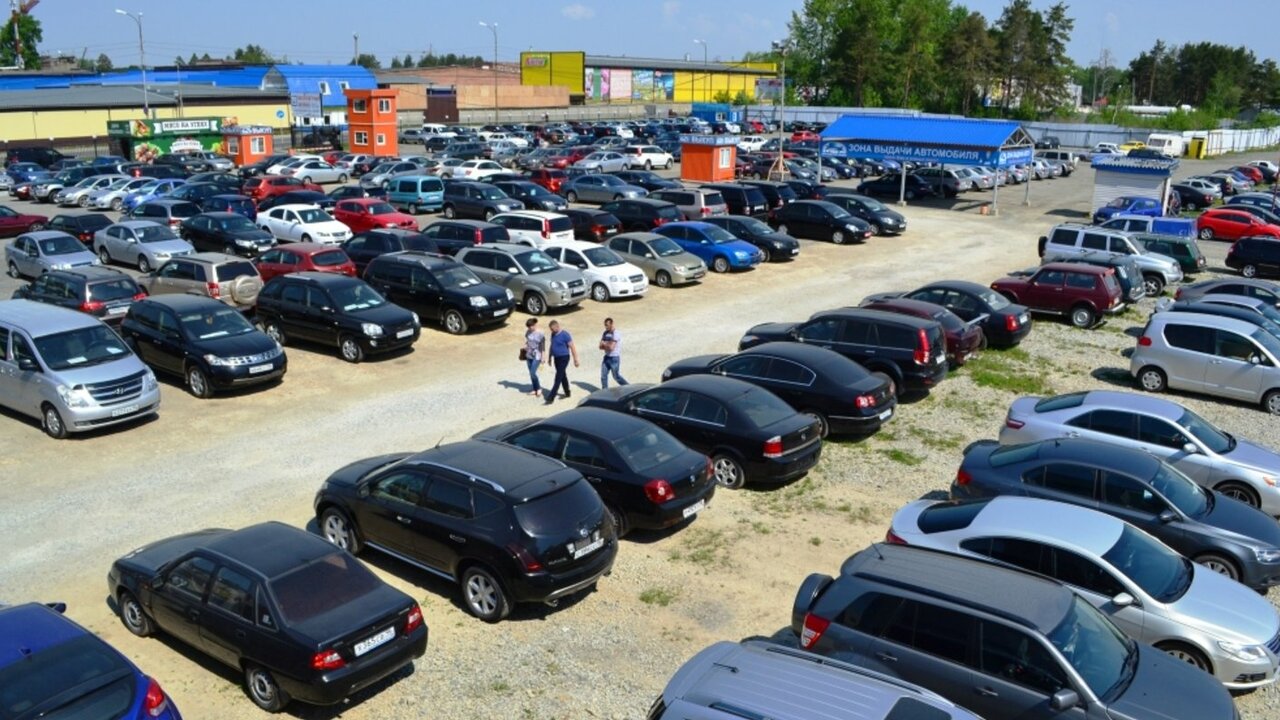 Продать не получится, увозите на помойку: в РФ запретят продавать машины с пробегом Новые правила в России требуют обязательного те...