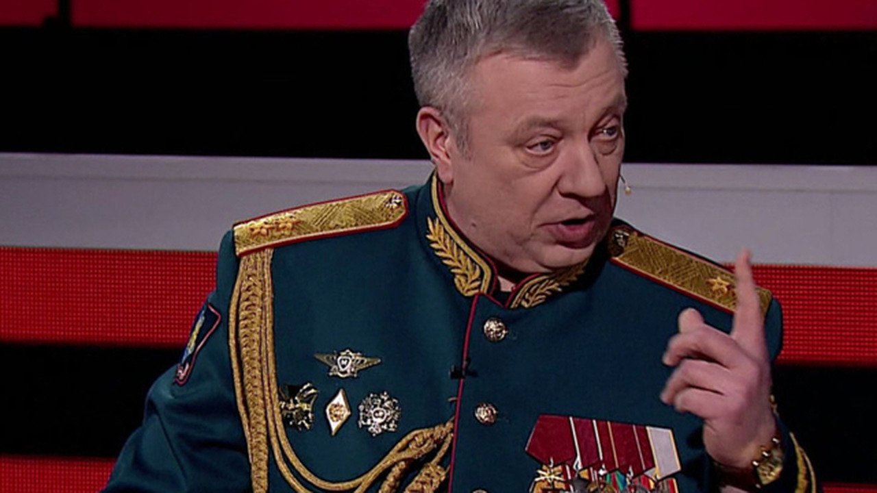 Скоро будет полная демобилизация: генерал-лейтенант Андрей Гурулев объяснил, когда она настанет Генерал-лейтенант Гурулев объяснил, что демобил...