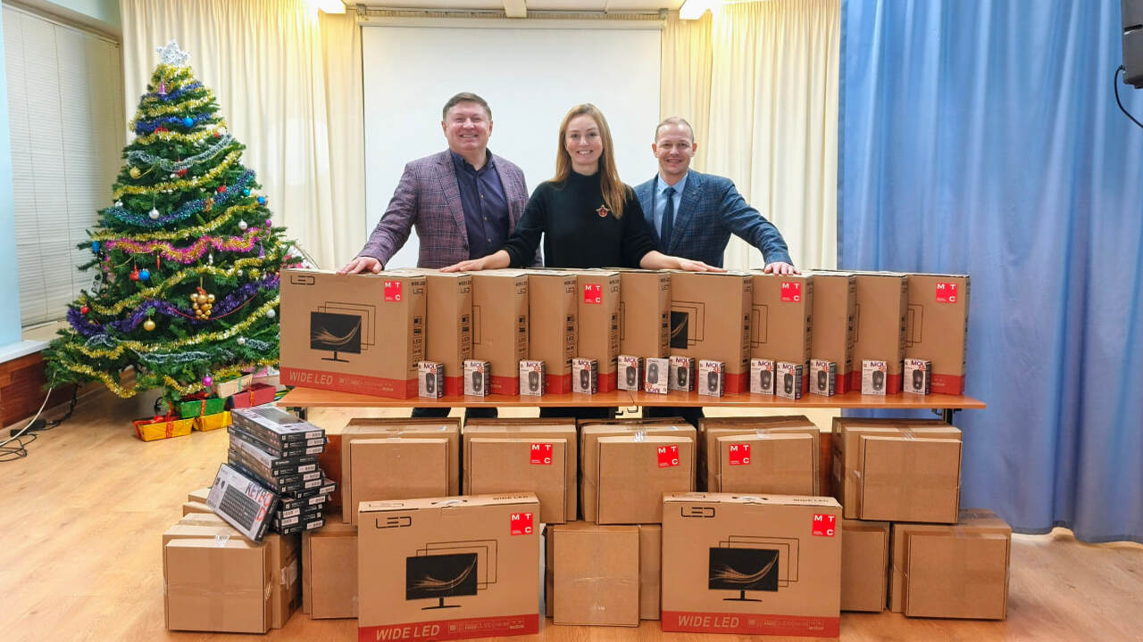 В преддверии нового года благотворительный фонд...