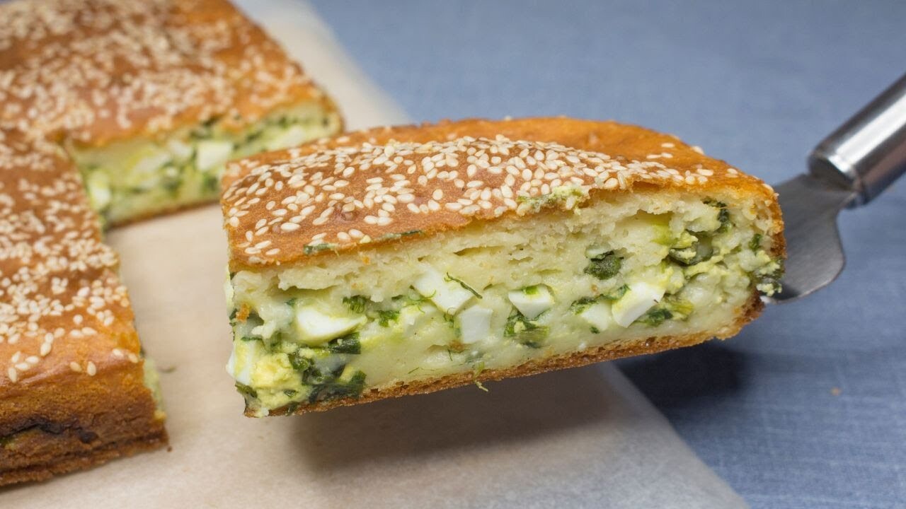 Заливной пирог с начинкой из яиц и лука — отлич...