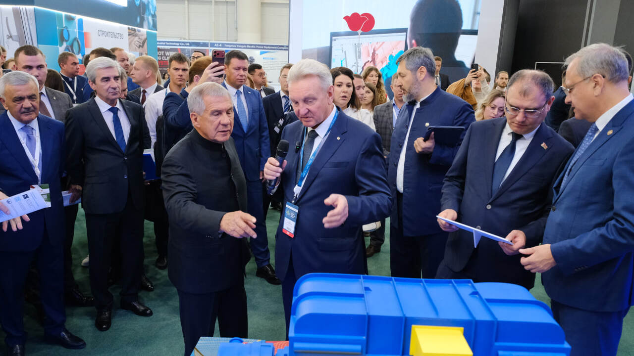 «Транснефть» представила передовые технологии и оборудование для нефтяной отрасли на международной выставке «Казань: нефть, газ, химия» ПАО «Транснефть» принимает участие в международ...