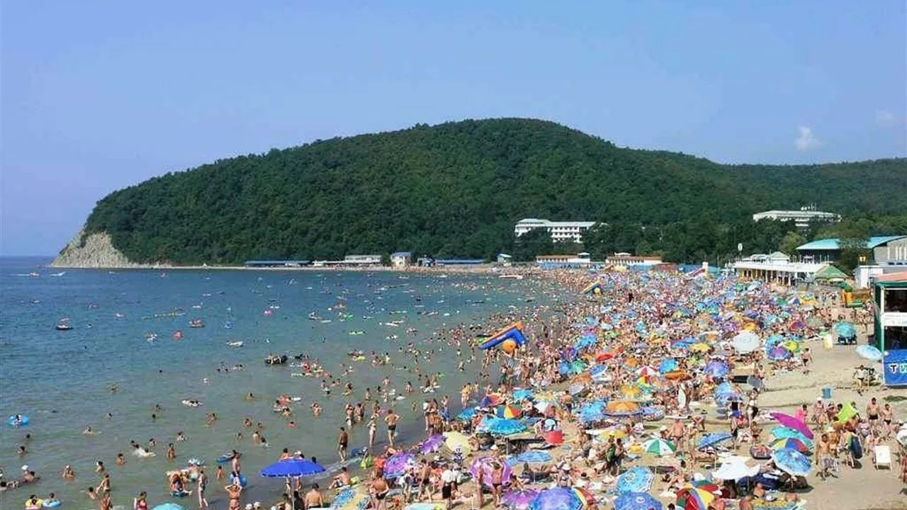 Где отдыхают самые бедные: три курорта Краснодарского края, которые стыдно показать в соцсетях Черноморское побережье Краснодарского края част...