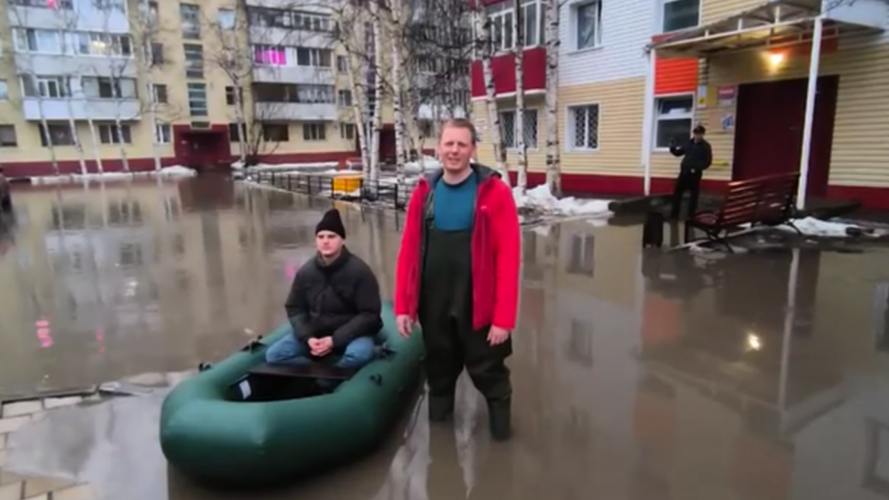 Глава Следственного комитета России Александр Б...