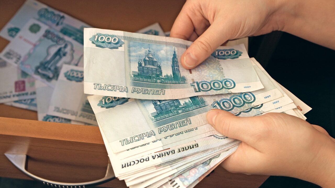 В Российской Федерации вводится новая выплата для родителей: кто и сколько будут получать С начала 2026 года в стране стартует новая форм...