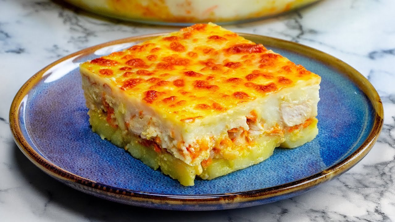 Картофельная запеканка с беконом и сыром: прост...