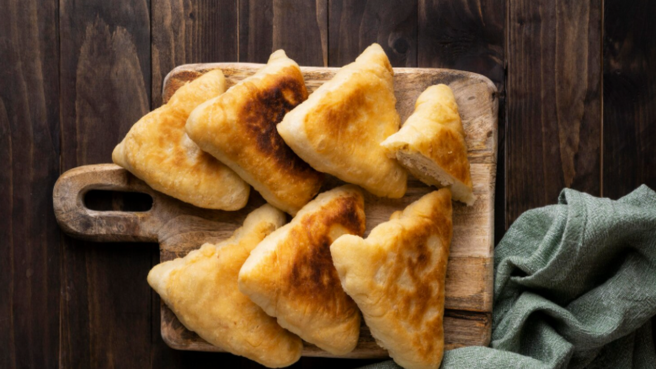 Взбиваем кефир с кефиром — и через 15 минут гора вкуснятины к чаю уже готова: домашние уплели за пару минут Если вы ищете быстрый и надёжный способ пригото...