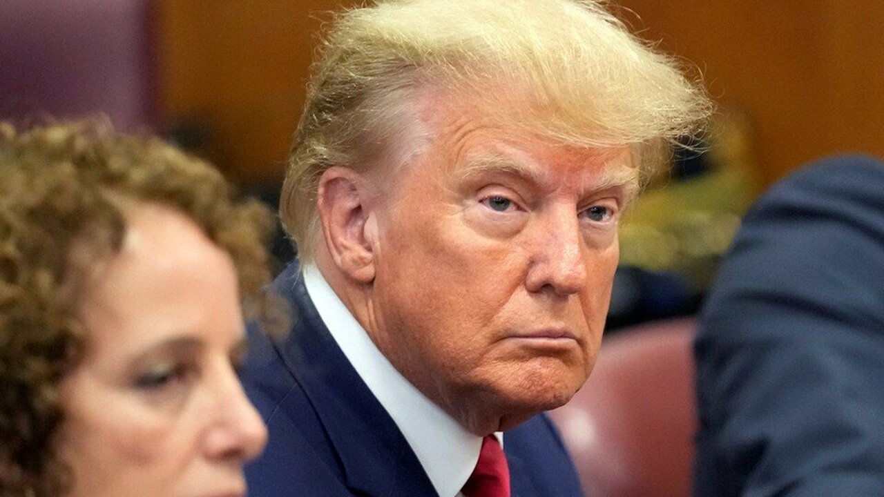 От слов к делу: президент США Дональд Трамп нанес удар в самое слабое место Владимира Зеленского последствия приостановки финансирования USAID д...