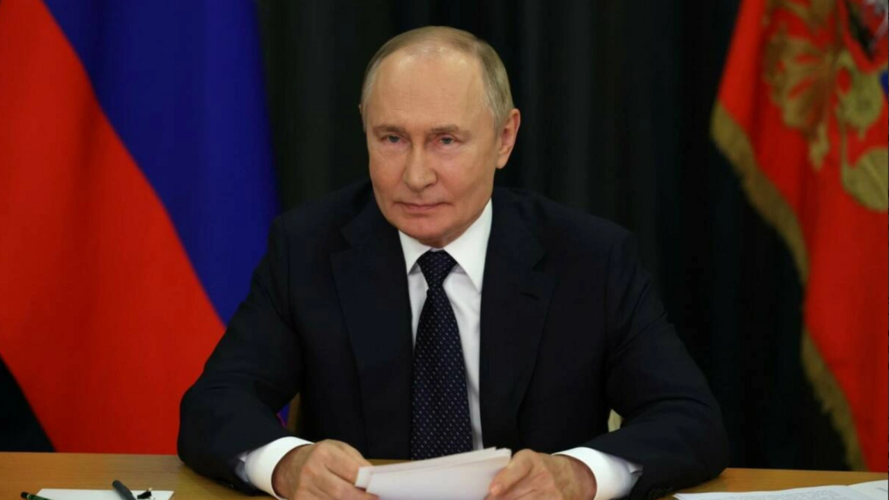 Президент России Владимир Путин поздравил мусул...