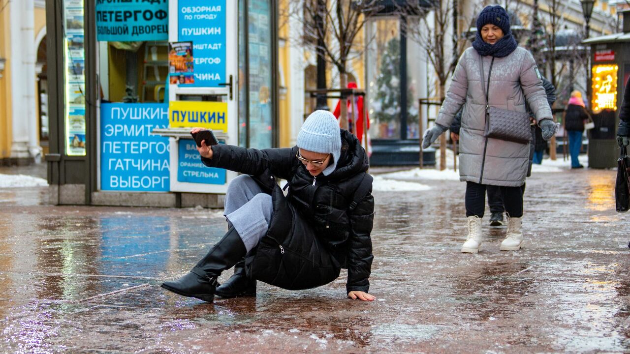 На начало ноября синоптики предсказывают необыч...