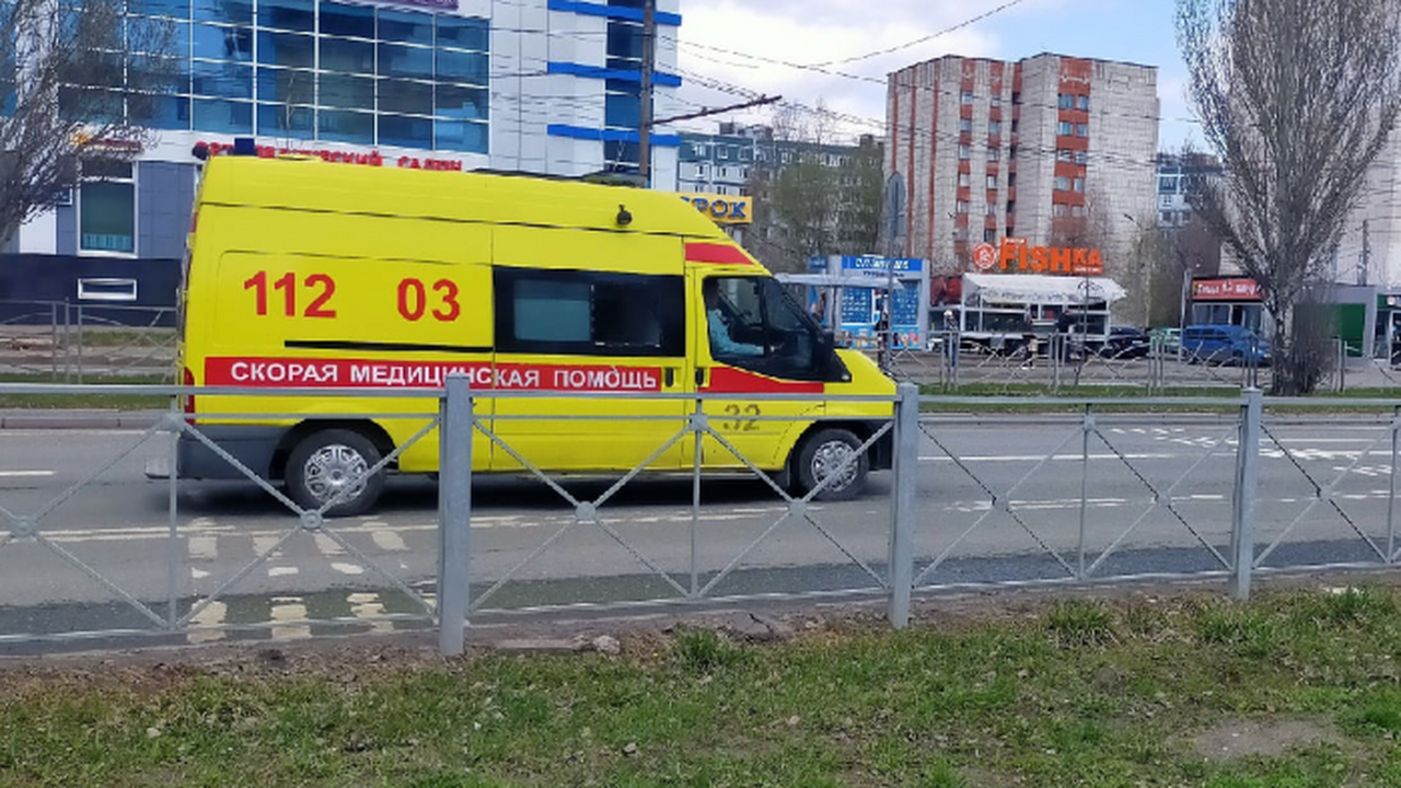Водитель Volkswagen сбил 10-летнего велосипедиста в Казани После столкновения мальчик покинул место аварии