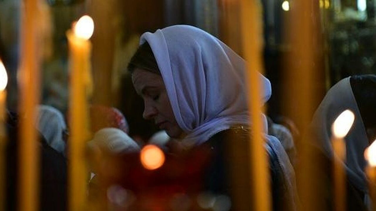В РПЦ объяснили, как общаться с усопшими без мистики Священник Максим Первозванский рассказал, что с...