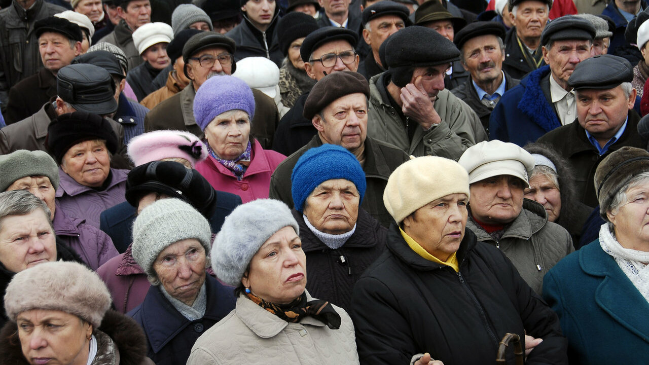 Для пенсионеров, продолжающих трудиться в Росси...