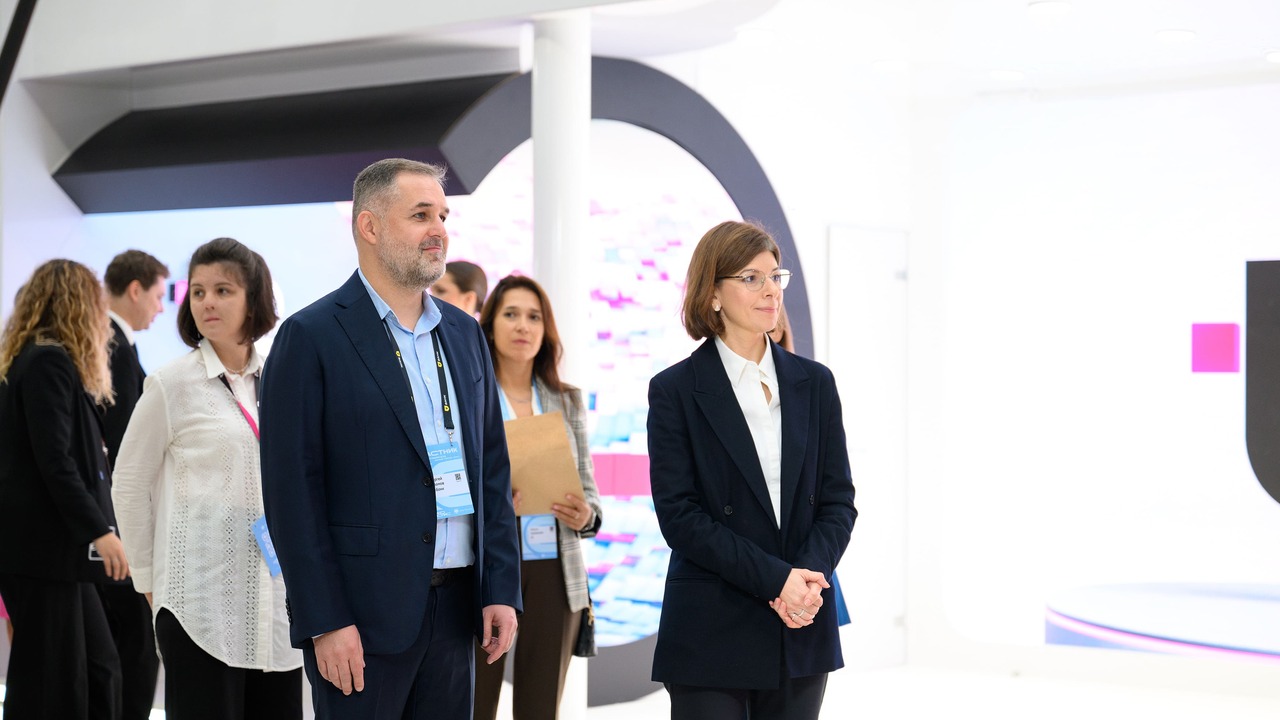 Т2 первой среди операторов интегрирует Т-Pay в контур мобильного приложения T2, российский оператор мобильной связи, и Т-Ба...