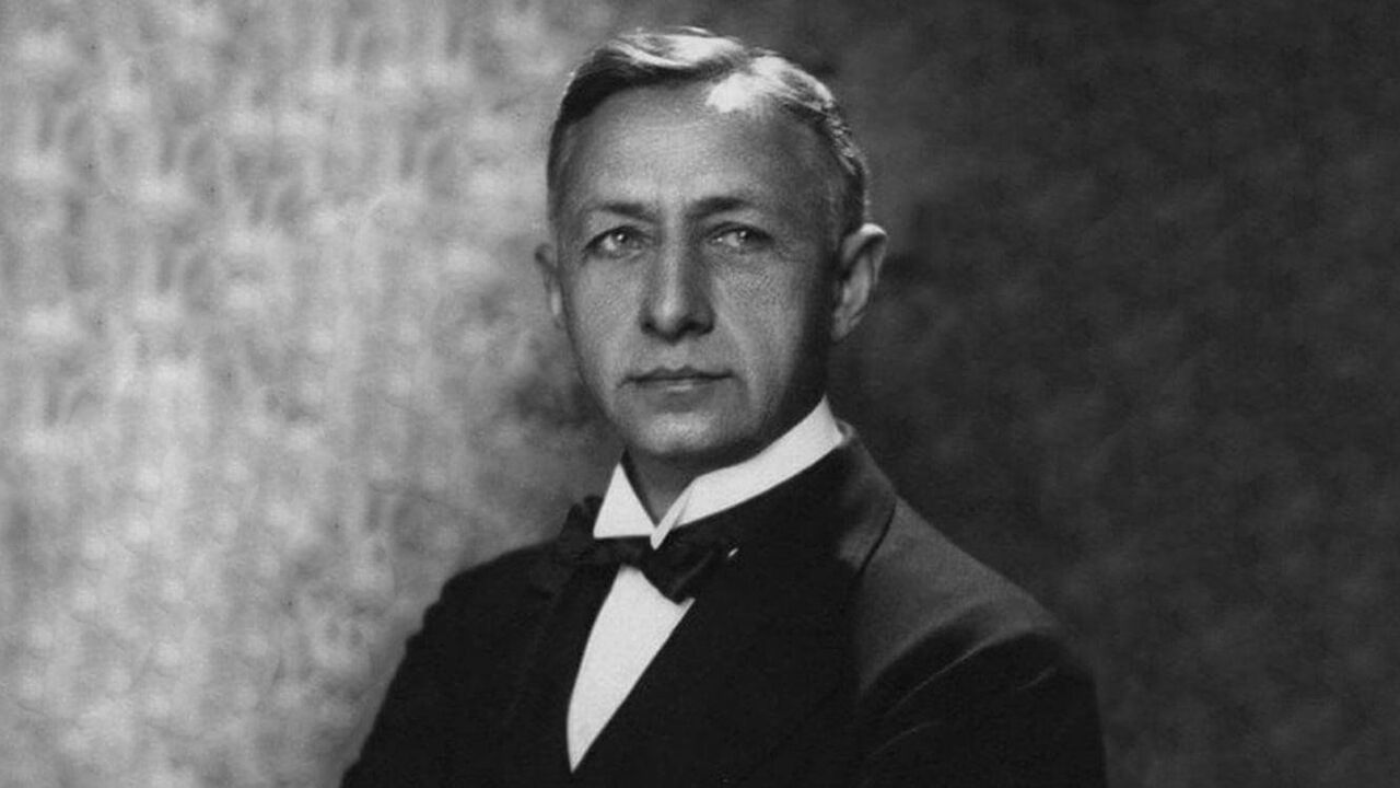 Что Иван Бунин писал о вине: неожиданные мысли классика о смысле жизни 22 октября 1870 года родился Иван Бунин — писат...