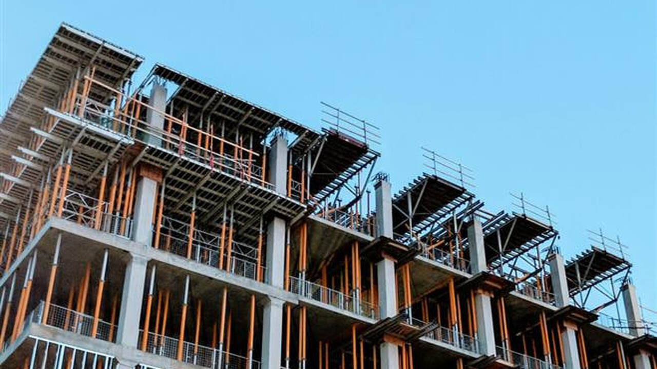 Исследование Домклик: большинство новостроек на рынке покупаются за три года до сдачи Покупка новостройки в России часто сопряжена с ...