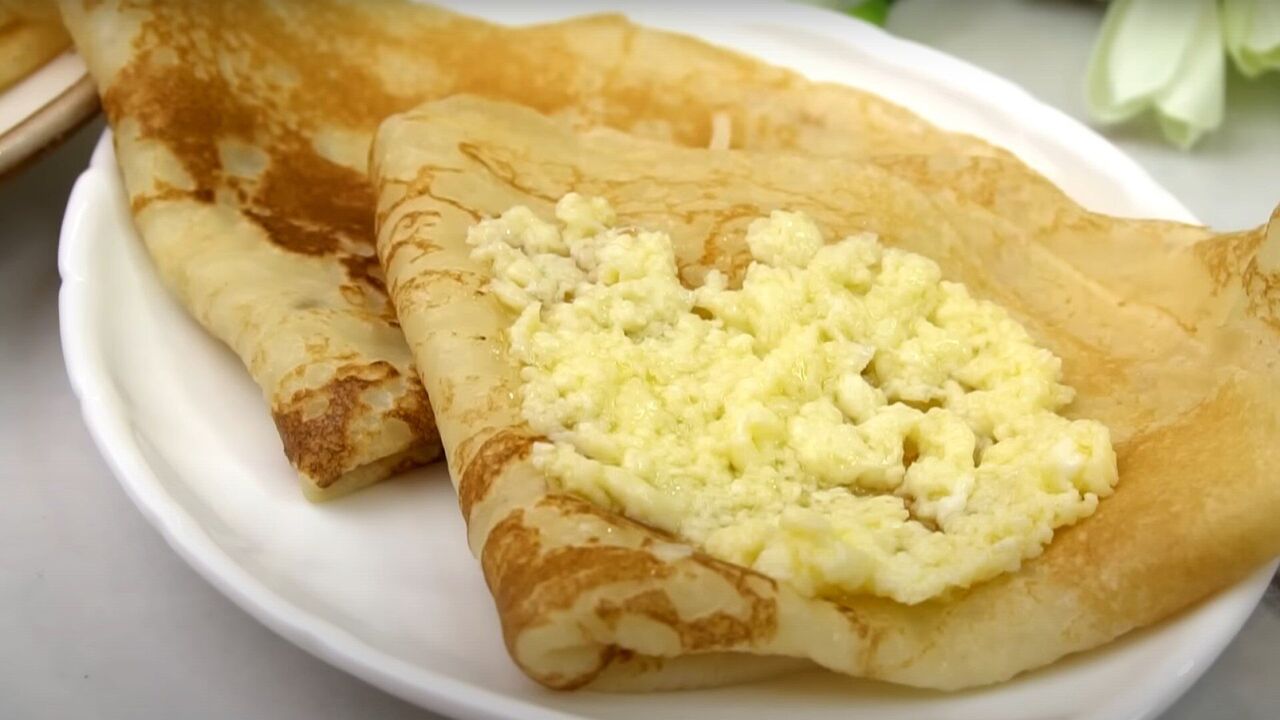 Какая же это вкуснятина — начинка для блинов, о которой мало кто знает — так готовила моя бабушка Яично-масляная начинка для блинчиков — простой ...