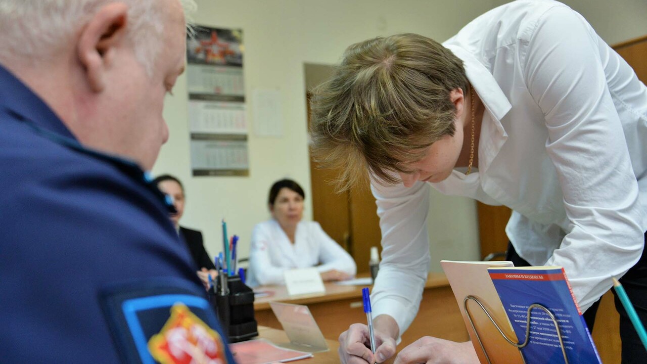 Штраф за несообщение в военкомат о переезде вырастет в 20 раз: новый законопроект Госдумы В Госдуму РФ внесен новый законопроект, предусм...