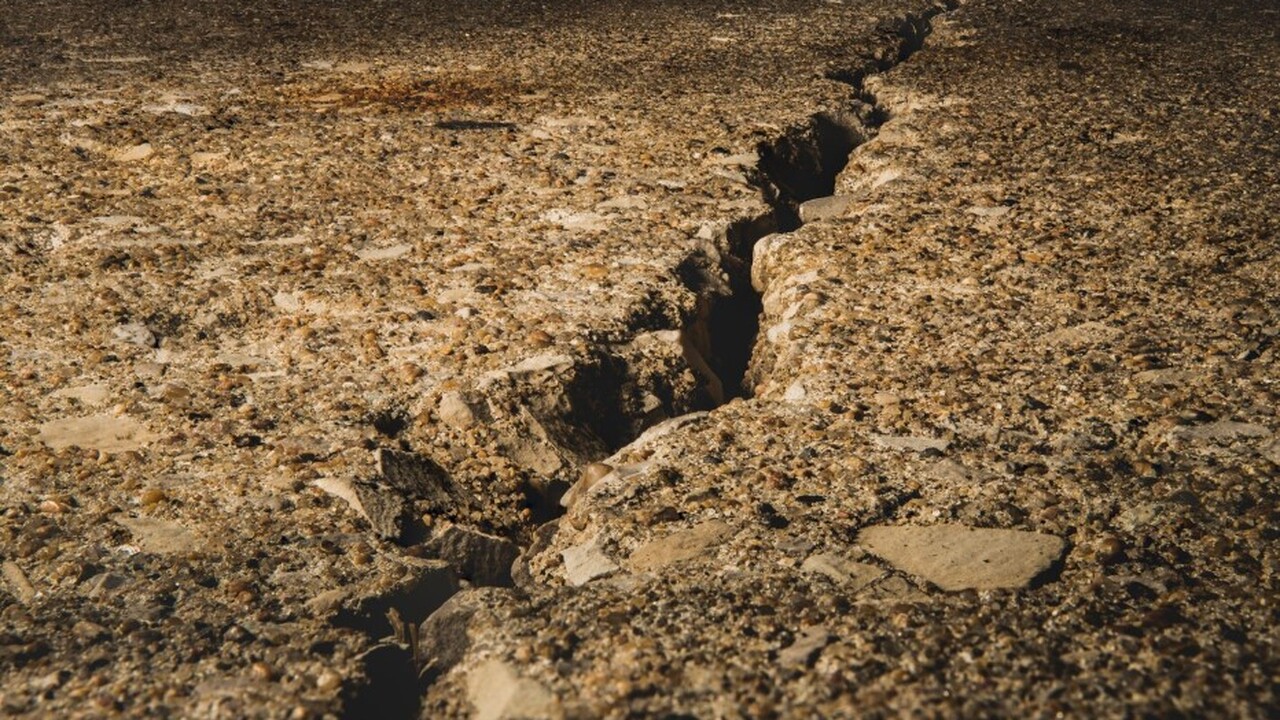 Раскол мантийного плюма влияет на раскол Гавайского архипелага Геологи уже много лет изучают два вулкана на Га...