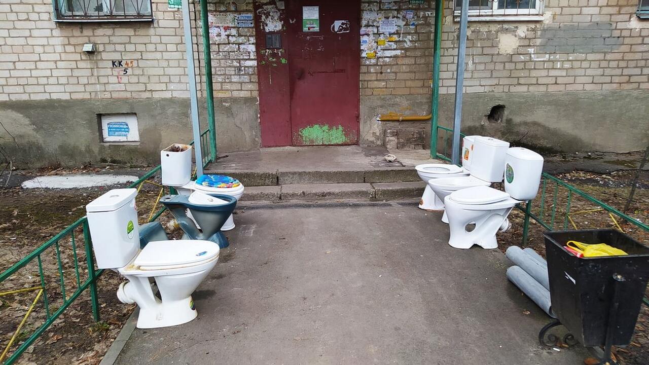 С 10 мая будет запрещена установка унитазов: заставят убирать Даже если вы просто передвинули унитаз или пост...