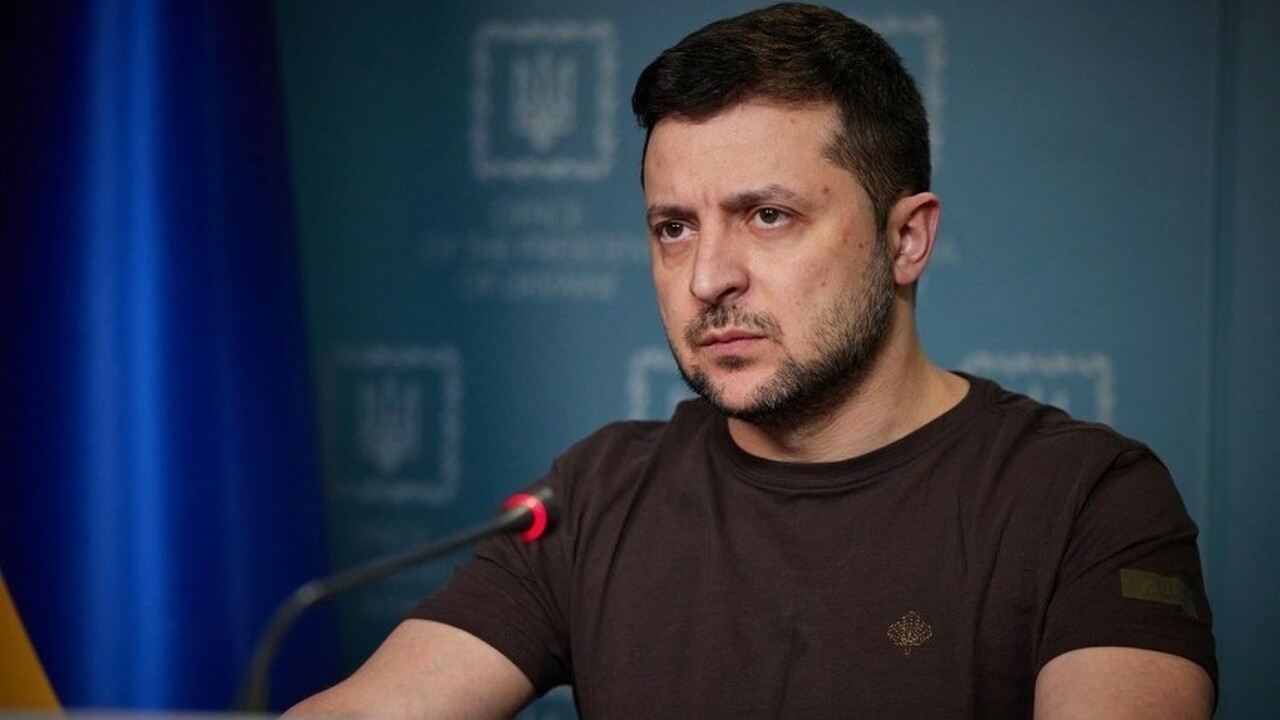 Новый номер. Отлетевший от реальности Зеленский запел о «справедливом мире» Зеленский заявил, что украинская армия останетс...