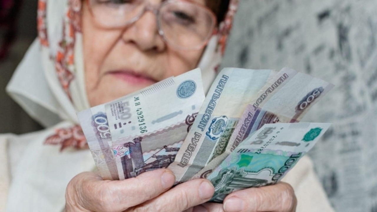 Пропадут зря: названы периоды стажа, которые больше не будут учитываться для начисления пенсии Не все периоды работы в 2025 году будут учтены ...