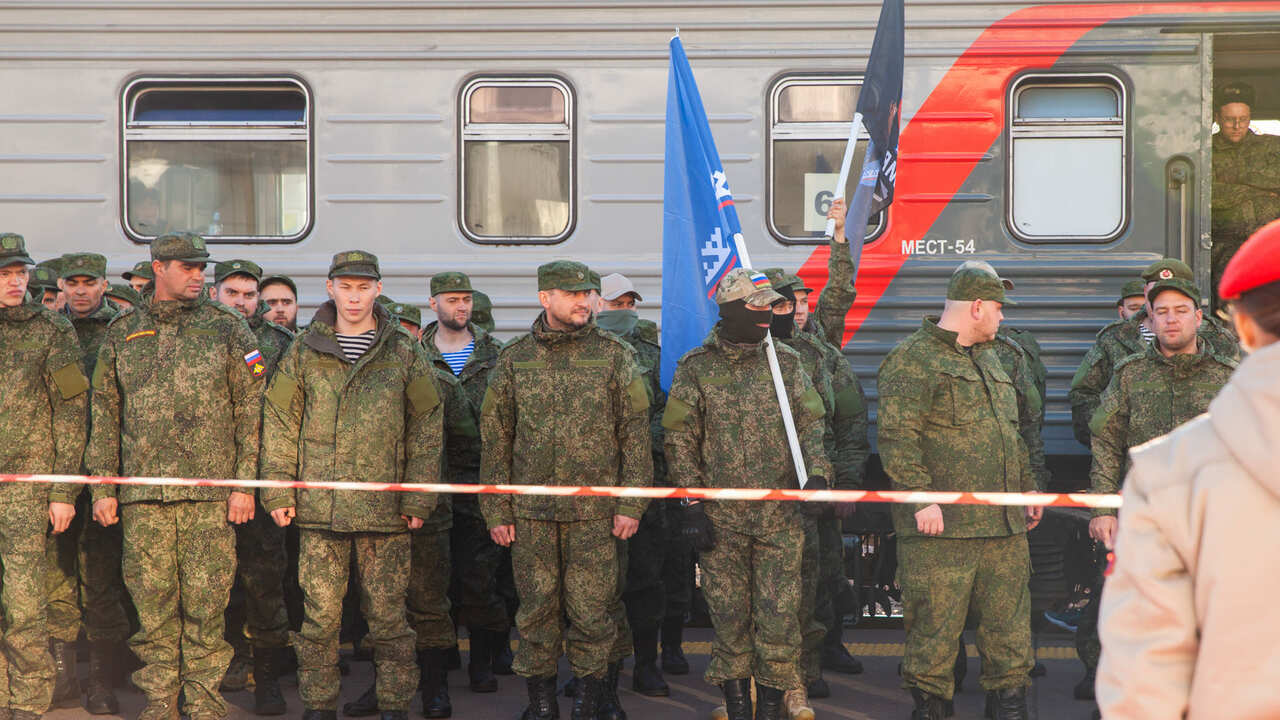 Всеобщая мобилизация в России 2025: Неизбежность второй волны и тревожные сигналы из Курской области На фоне продолжающейся спецоперации Россия расс...