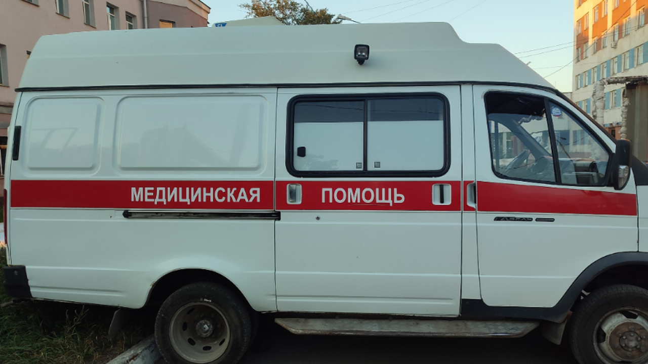 В Москве 16-летний школьник засунул себе ручку в уретру Подростка доставили в детскую больницу имени Сп...