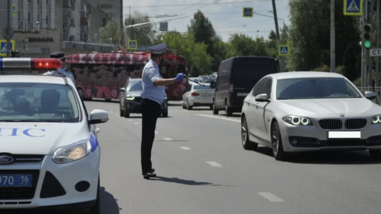 В Казани за сутки в ДТП пострадали пять человек За последние сутки в Казани произошло пять доро...