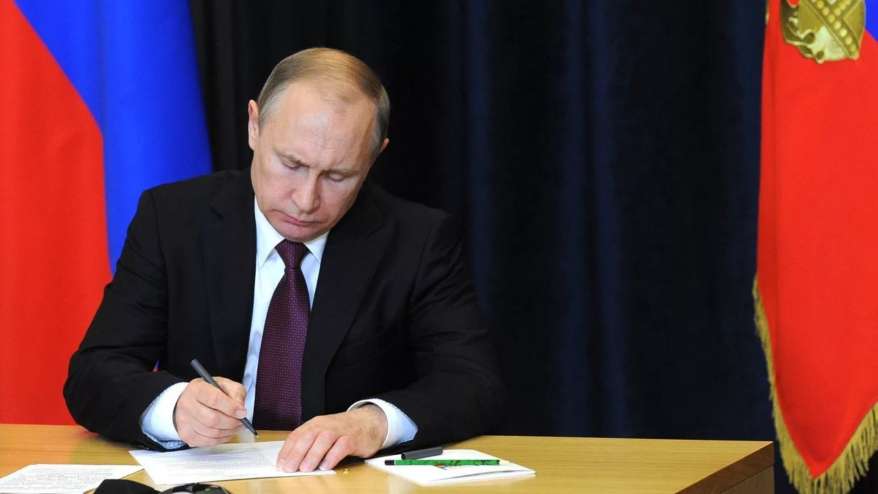 «Когда вернутся наши?»: президент Путин объявил о демобилизации мобилизованных, но ключевые вопросы остаются без ответа В июне 2025 года заявление Владимира Путина о н...
