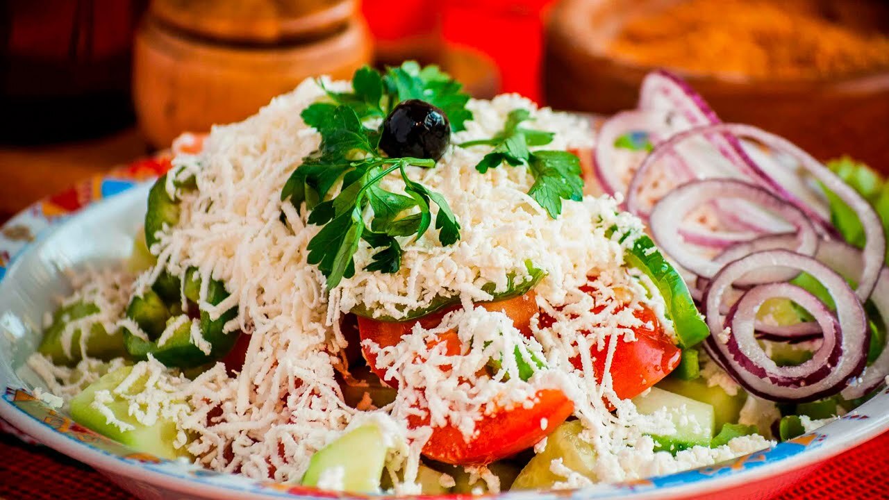 Вкус из СССР возвращается: салат «Озгочо» снова на пике — готовьте к Новому году С приближением Нового года всё больше хозяйек з...