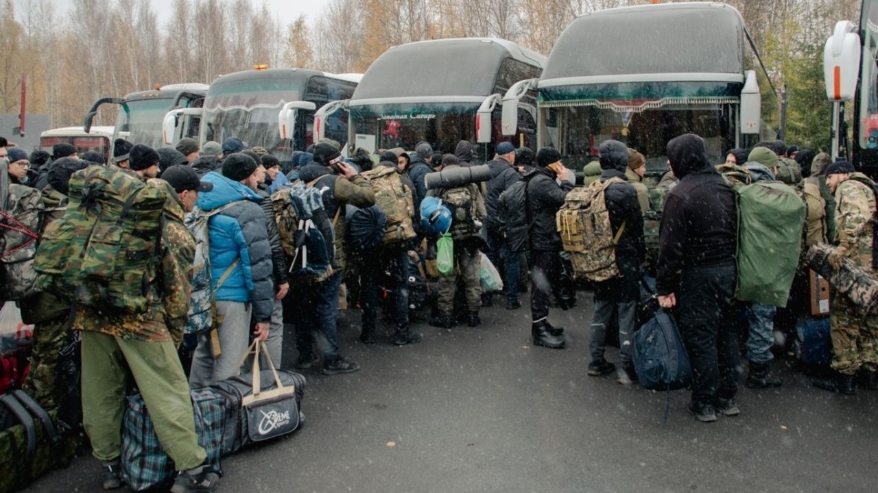 Обсуждение возможности всеобщей мобилизации в Р...