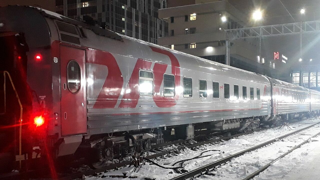 Люди потеряли дар речи: во всех вагонах теперь это полностью запретили — РЖД вводит новые правила для пассажиров С 2025 года РЖД вводит новые изменения для повы...