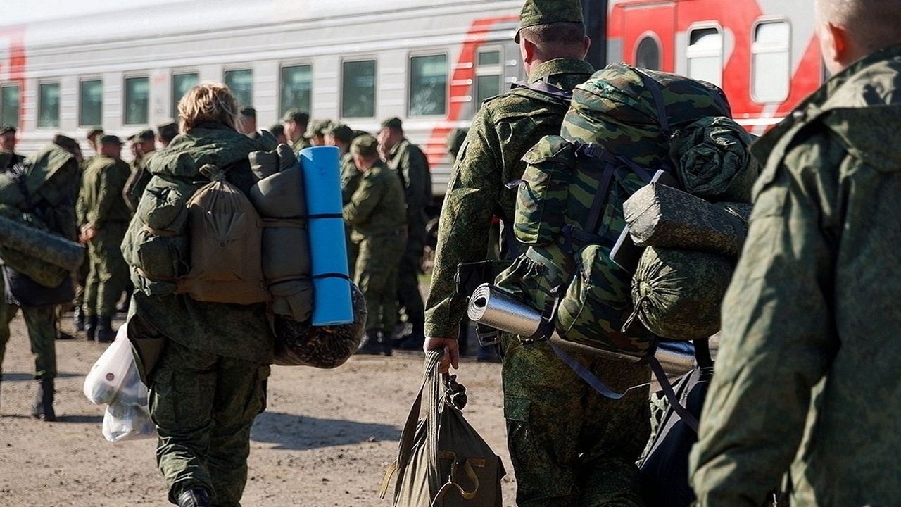 За рубеж уехать не получится: в России с 1 апреля вступили в действия новые ограничения для военнообязанных 1 апреля 2025 года в России стартовал весенний ...