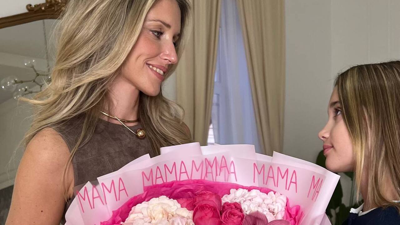 Цветы по звездам: как выбрать идеальный букет для мамы, зная ее знак зодиака Pionflo — круглосуточная доставка цветов: тренд...