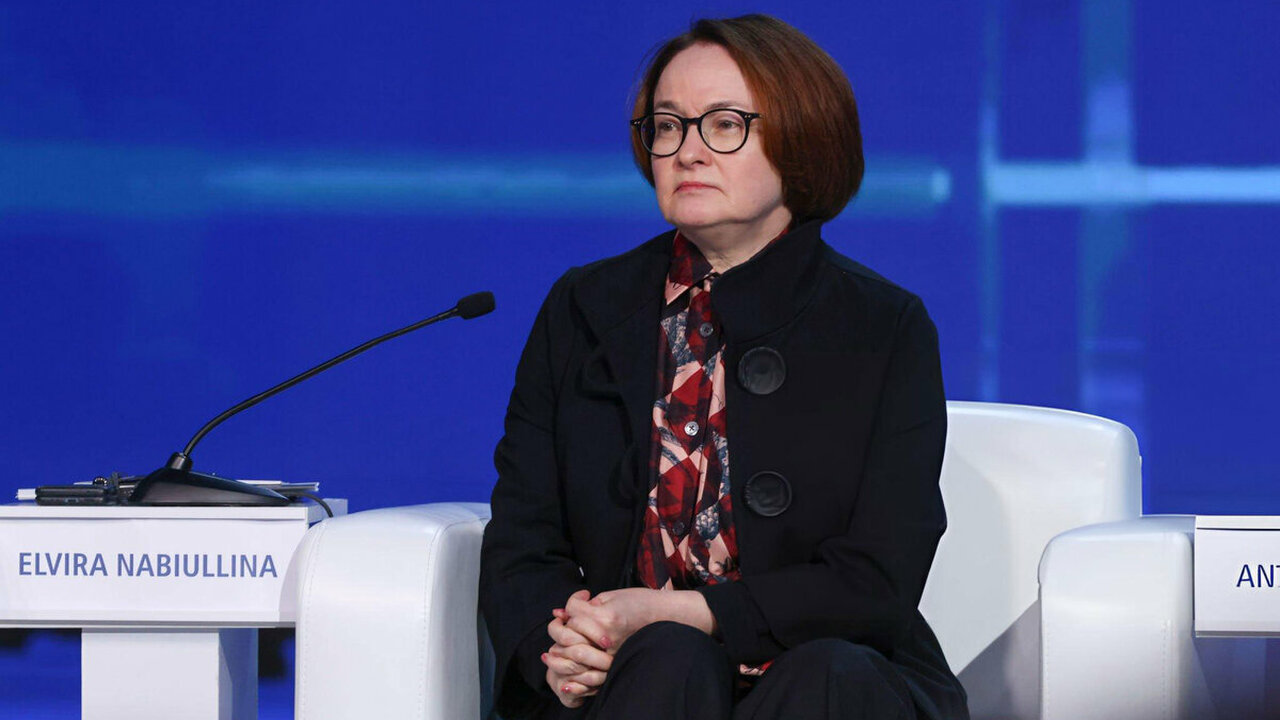 «У нас нет иного выхода, держитесь»: глава Центробанка Набиуллина, предупредила россиян, у которых есть вклады и кредиты Центральный банк России повысил ключевую ставку...