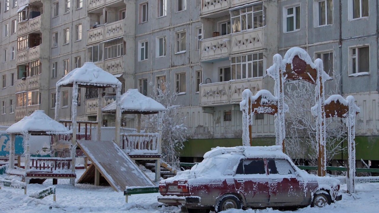 «Зима будет абсолютно аномальная». Синоптики предупредили, к чему готовиться Предстоящая зима может стать одной из самых хол...