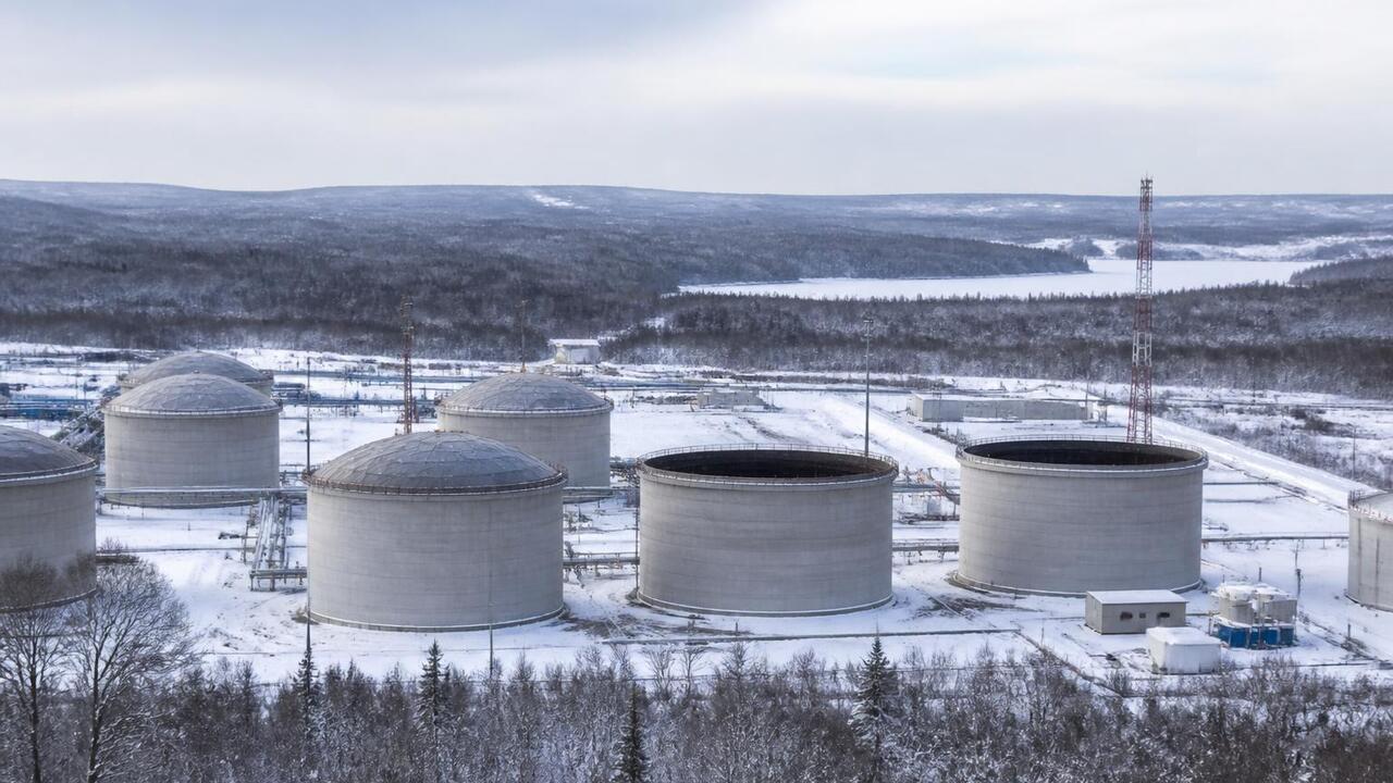 Глава Eni предупредил о резком росте цен на газ...