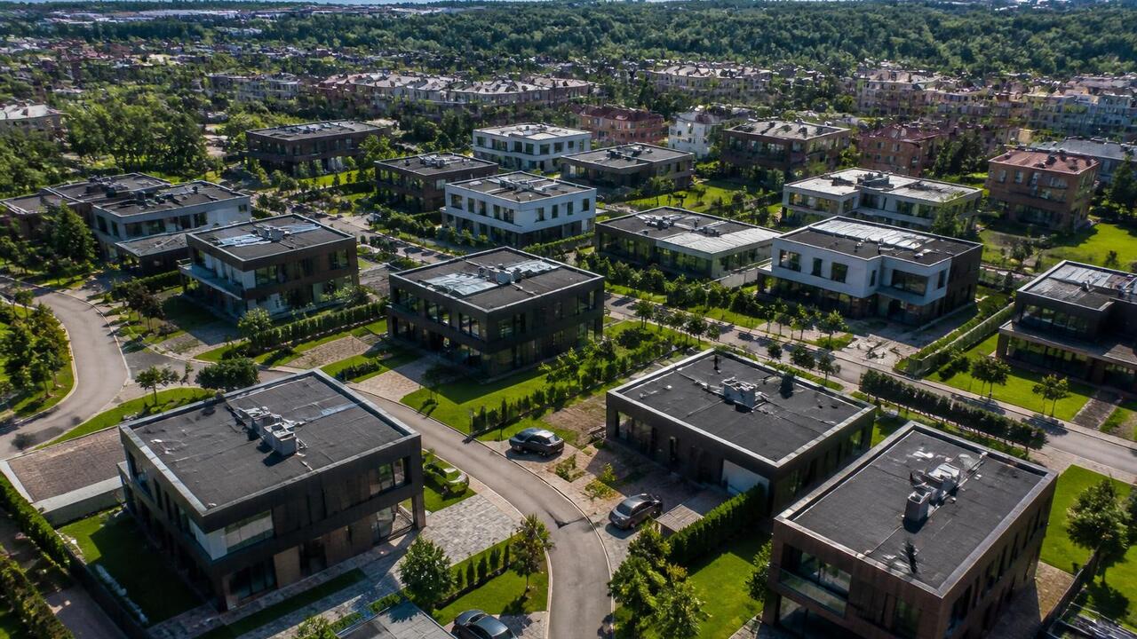 В Татарстане резко вырос спрос на вторичное жилье В июне 2026 года в Татарстане число сделок на в...