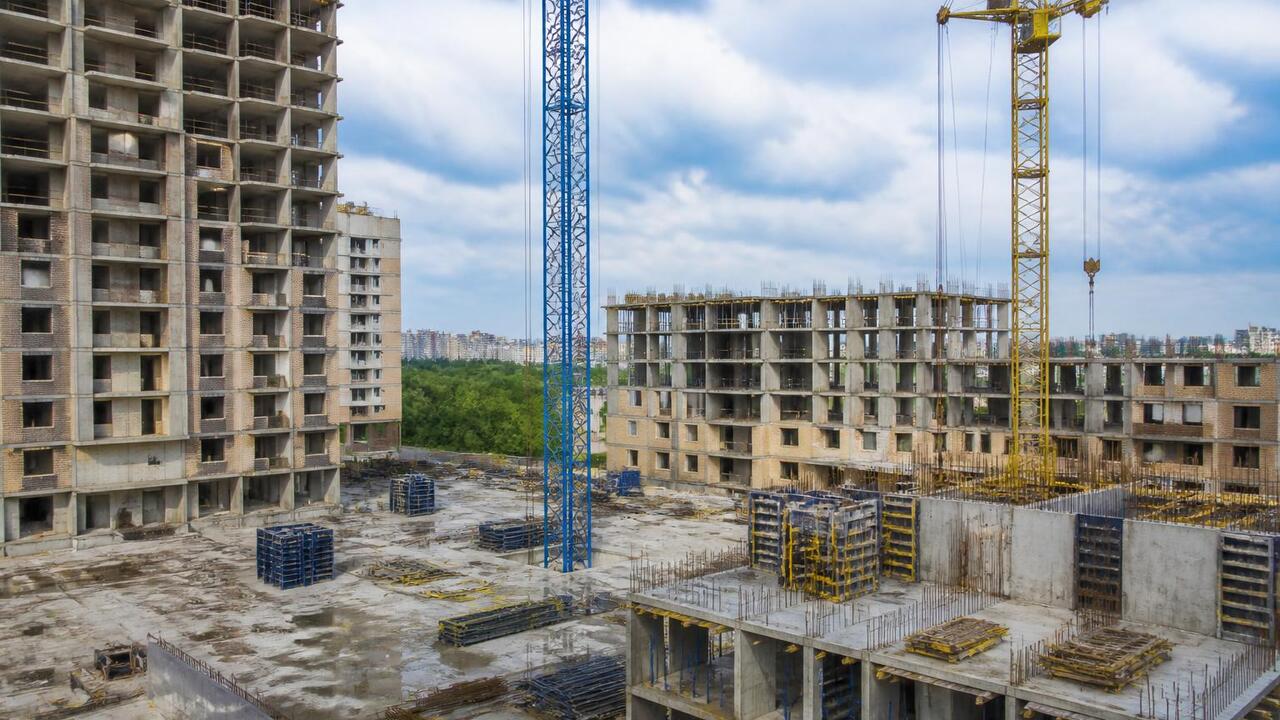 Долги застройщиков Татарстана приблизились к 300 млрд рублей Задолженность застройщиков Татарстана перед бан...