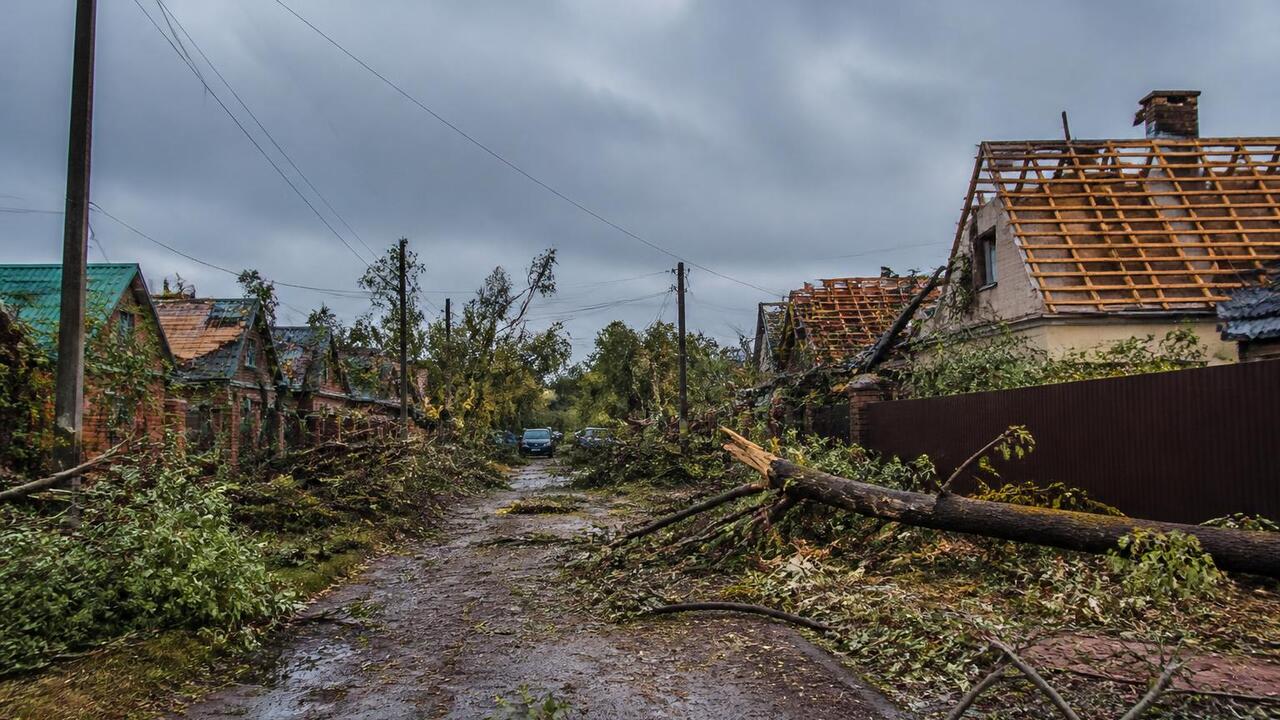 Последствия сильной грозы в Татарстане 27 июля:...