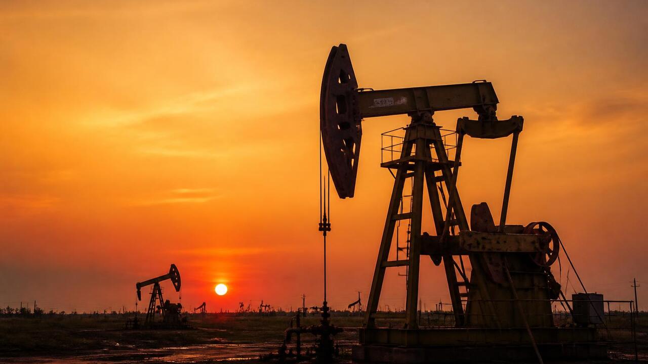 ОПЕК+ может согласовать рост добычи нефти в сентябре на 188 тыс. б\/с Семь стран ОПЕК+ на онлайн-встрече 2 августа об...