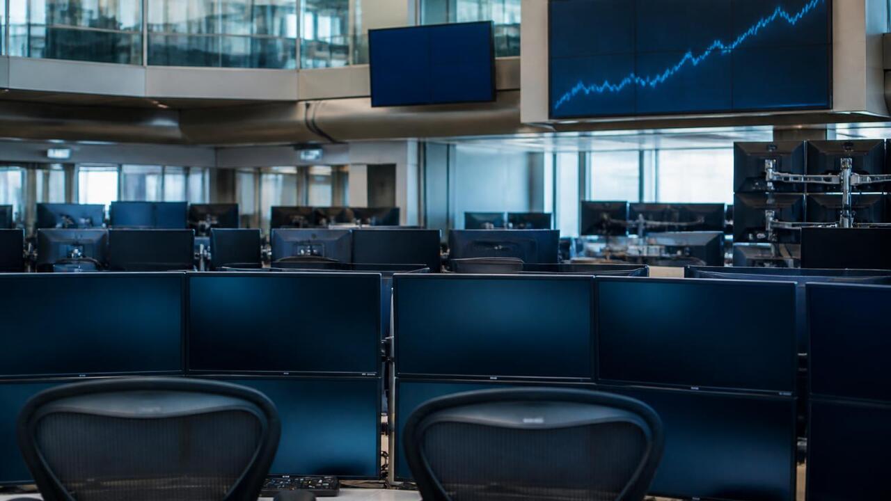 Доходность 30-летних гособлигаций четырех стран достигла максимума The Economist предупреждает о рисках ставки на ...