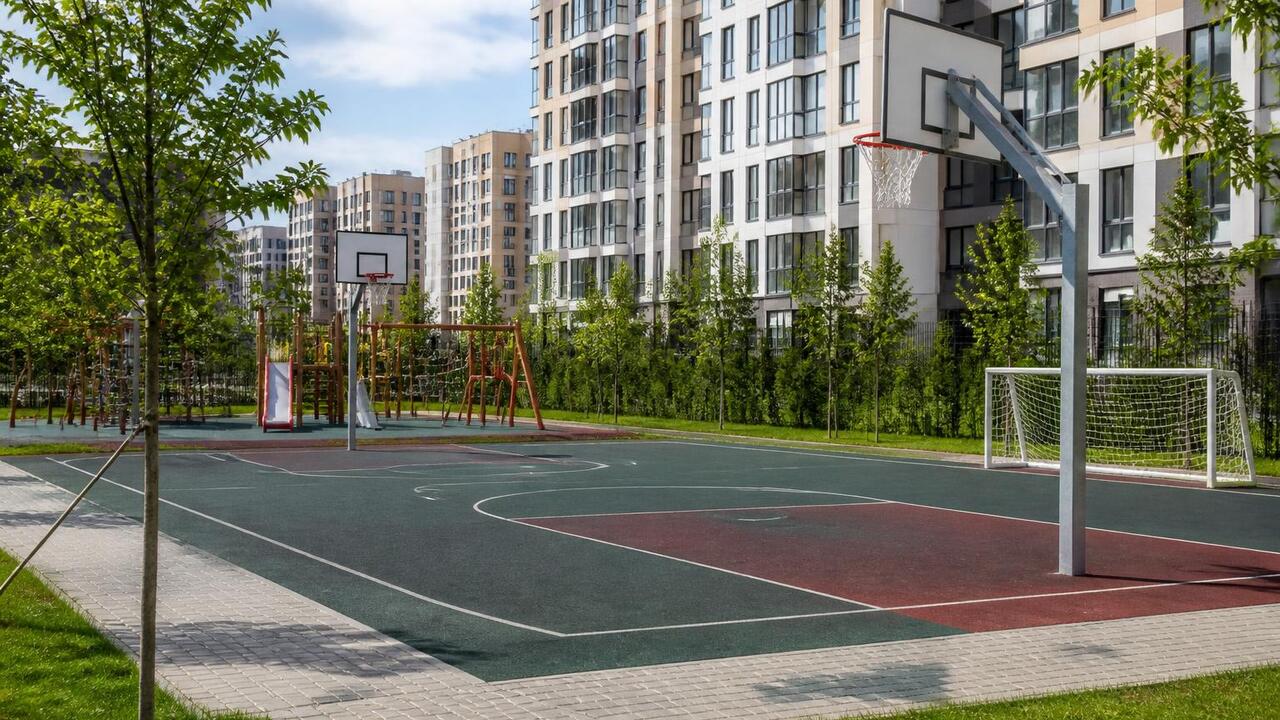 В жилом массиве Чебакса в Казани открылась новая спортивная площадка В жилом массиве Чебакса открылась новая спортпл...