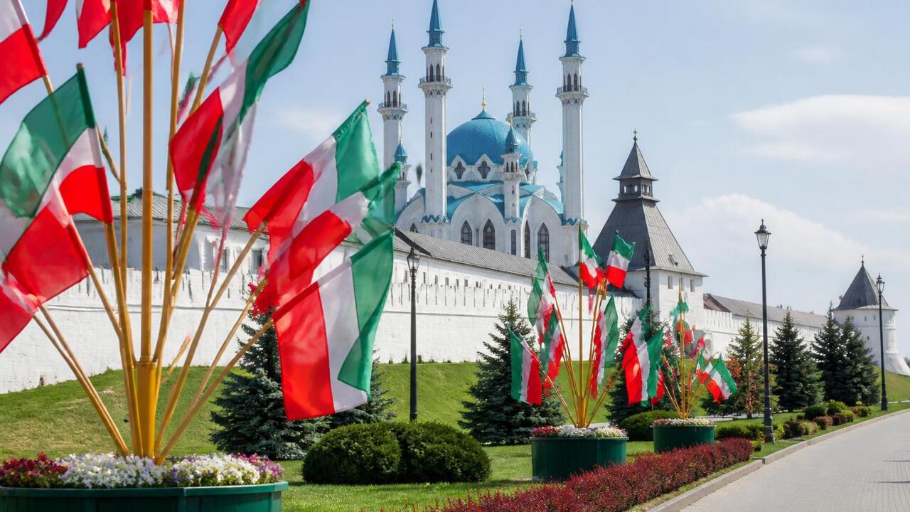 «Основа нашего единства»: как рождалась Республика Татарстан 30 августа Татарстан отмечает День республики. ...